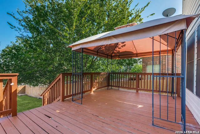 Image 23 of 24 For 338 Territory Oak