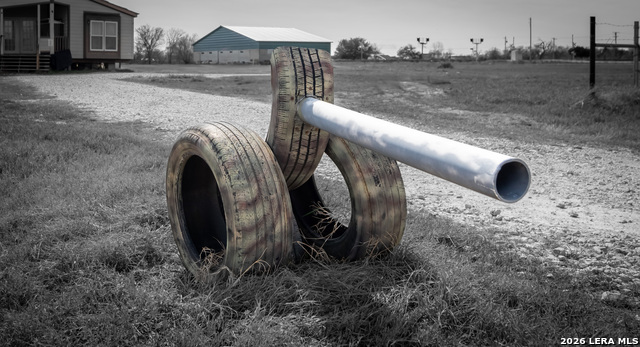 Image 33 of 33 For 2850 Woodrow Center