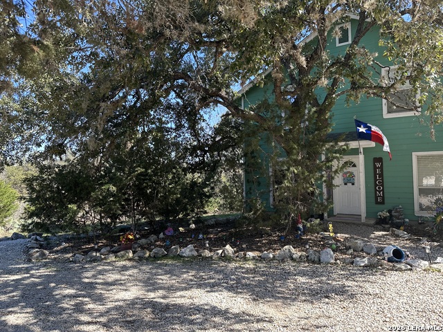 Image 2 of 42 For 1724 Canyon Lake