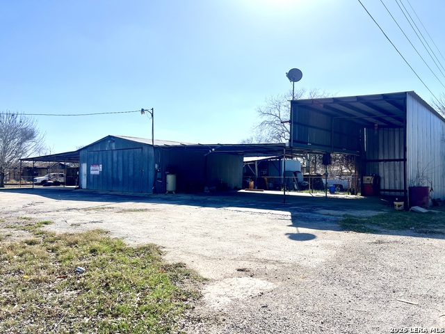 Image 19 of 24 For 413 4th  