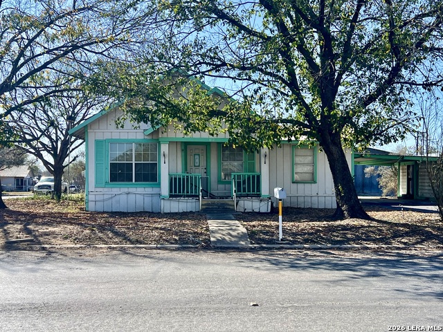 Image 2 of 24 For 413 4th  