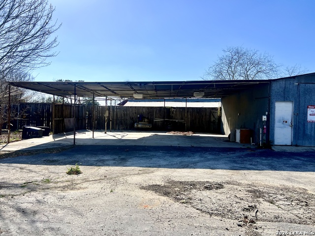 Image 22 of 24 For 413 4th  