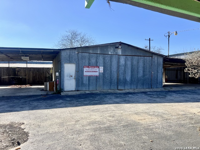 Image 24 of 24 For 413 4th  