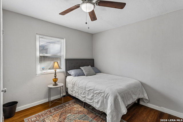 Image 11 of 29 For 250 Benita  