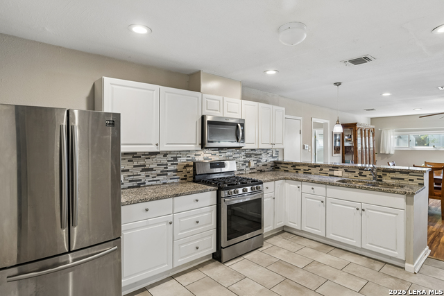 Image 13 of 29 For 250 Benita  