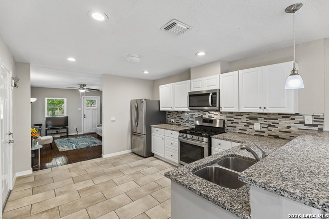 Image 14 of 29 For 250 Benita  