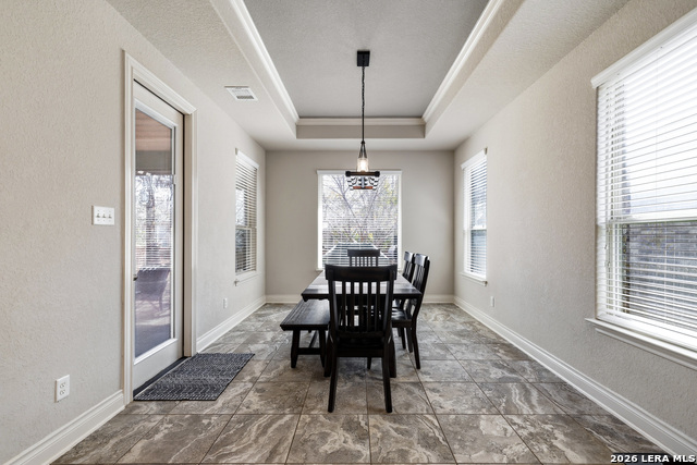 Image 13 of 36 For 1058 Cedar Glen