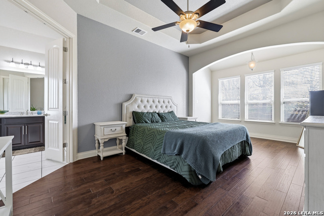 Image 18 of 36 For 1058 Cedar Glen