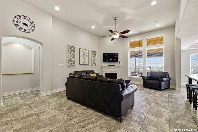 Image 6 of 36 For 1058 Cedar Glen