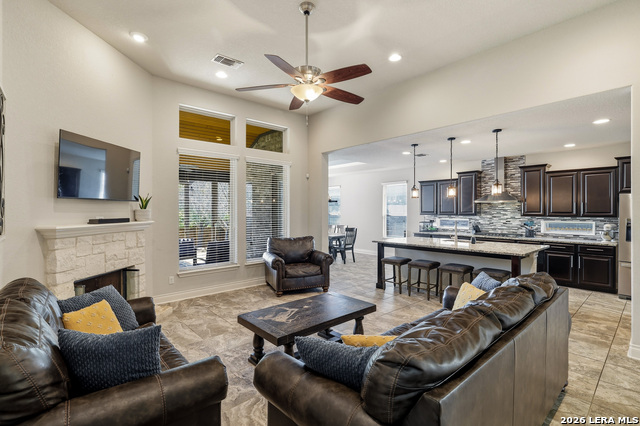 Image 7 of 36 For 1058 Cedar Glen