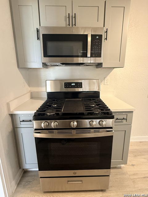 Image 7 of 9 For 218 Hillwood