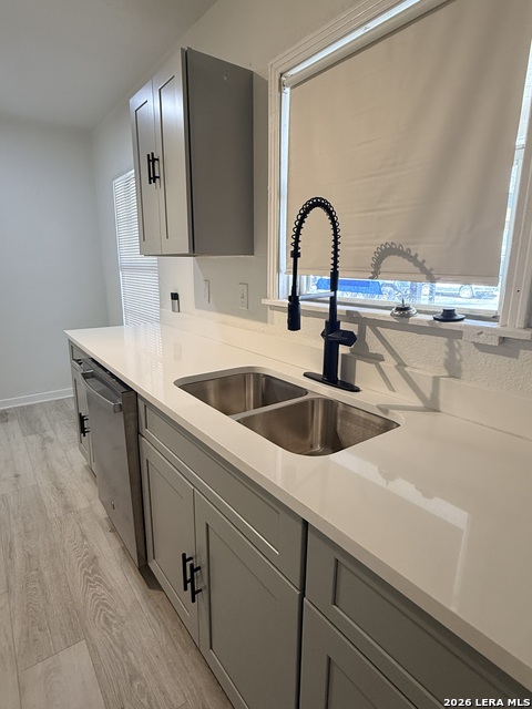 Image 8 of 9 For 218 Hillwood