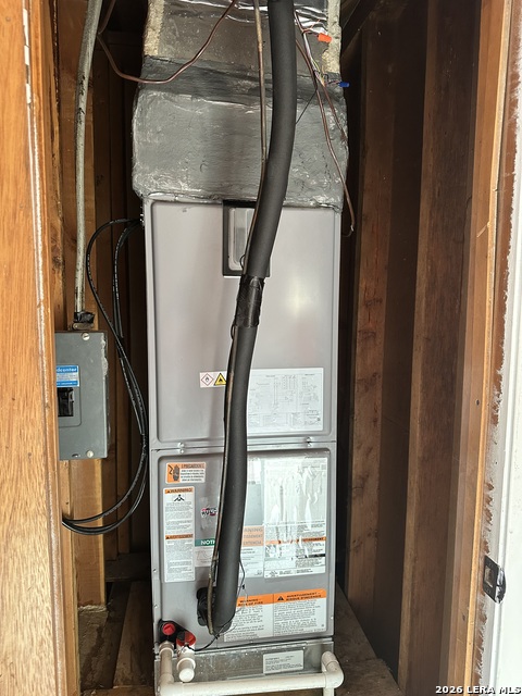 Listing photo id 12 for 510 Lake Drive