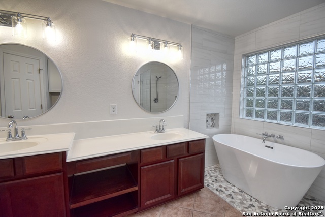 Image 36 of 46 For 9410 Wind Dancer