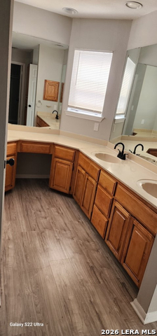 Image 7 of 10 For 401 Thetford  401