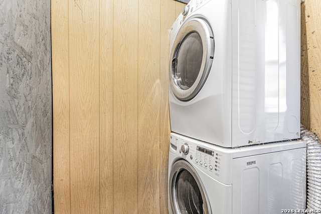 Image 19 of 50 For 525-527 Mckinley