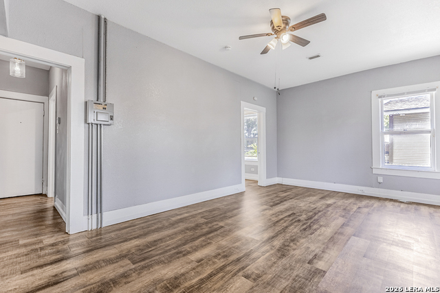 Image 20 of 50 For 525-527 Mckinley