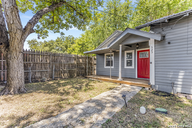 Image 24 of 50 For 525-527 Mckinley