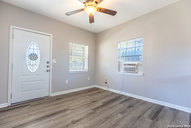 Image 32 of 50 For 525-527 Mckinley