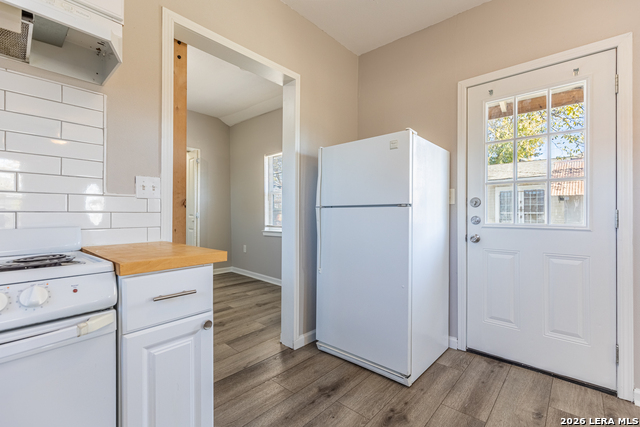 Image 40 of 50 For 525-527 Mckinley