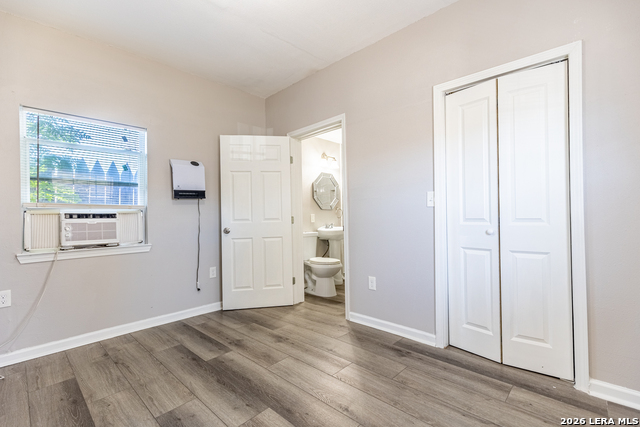 Image 41 of 50 For 525-527 Mckinley