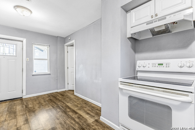 Image 9 of 50 For 525-527 Mckinley