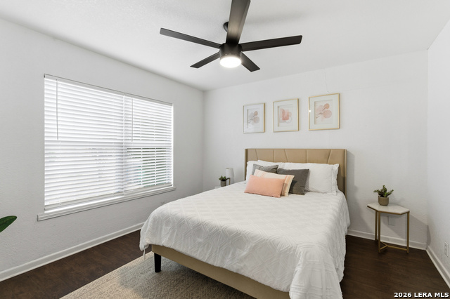 Image 15 of 23 For 434 Pinewood Ln