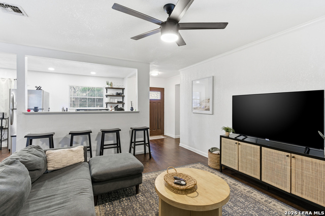 Image 5 of 23 For 434 Pinewood Ln