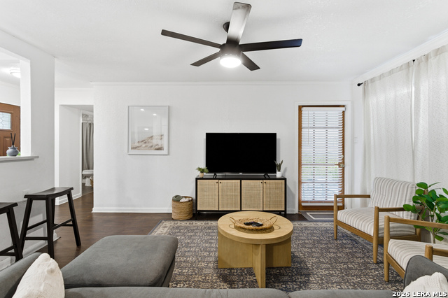 Image 6 of 23 For 434 Pinewood Ln