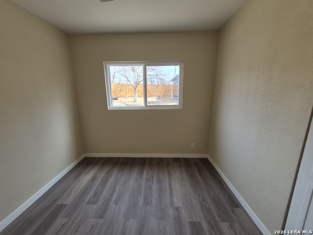 Image 10 of 39 For 4018 Sunrise Cove