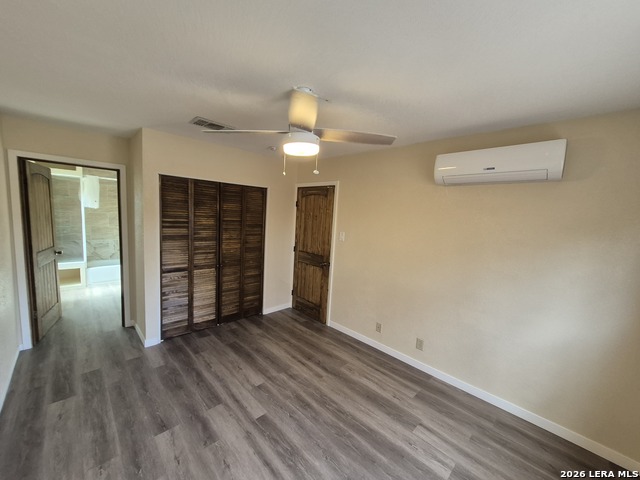 Image 20 of 39 For 4018 Sunrise Cove