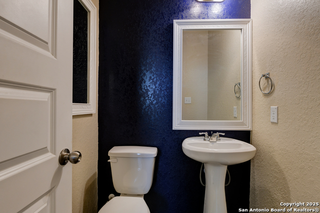 Image 17 of 23 For 3931 Somers Crest