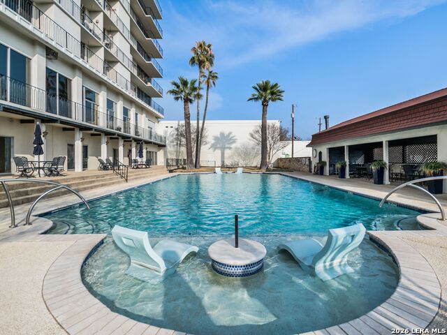 Image 30 of 32 For 700 Hildebrand Avenue E 1204