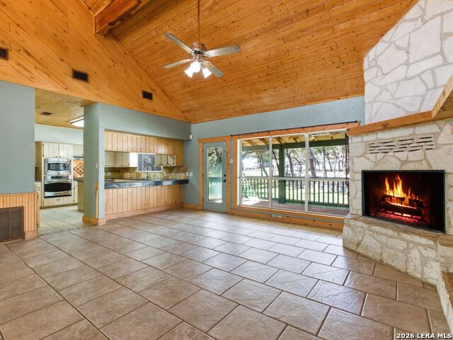 Image 11 of 53 For 9035 Fair Oaks Parkway