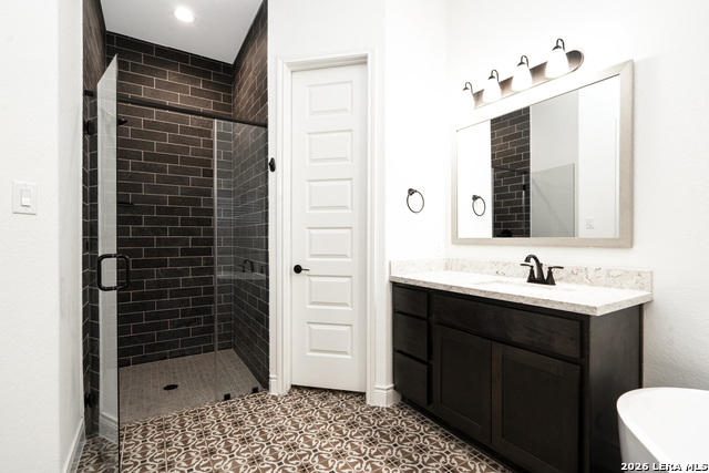 Image 22 of 39 For 9015 Raven Pointe