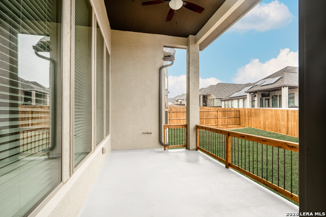 Image 35 of 39 For 9015 Raven Pointe