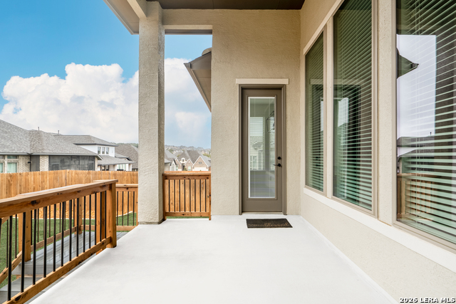 Image 36 of 39 For 9015 Raven Pointe