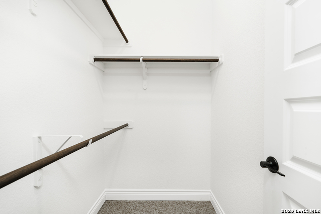 Image 6 of 39 For 9015 Raven Pointe