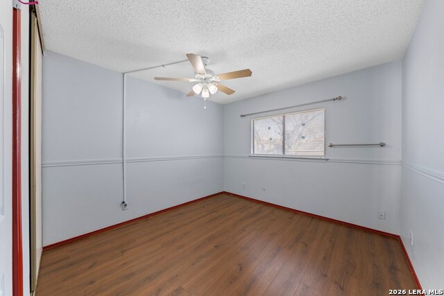 Image 19 of 29 For 7919 Wayside Trail