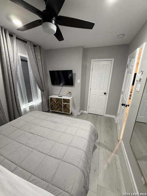 Image 5 of 13 For 2819 Pine  