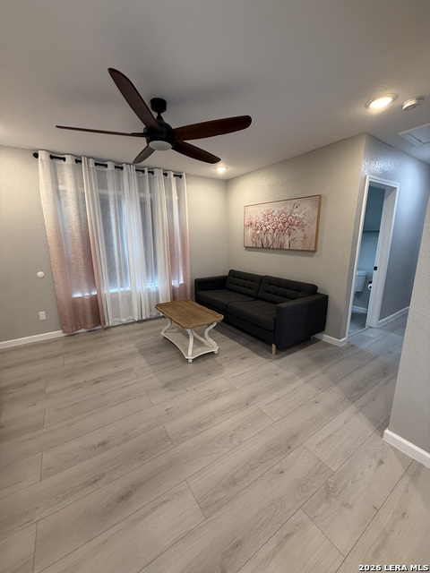 Image 6 of 13 For 2819 Pine  