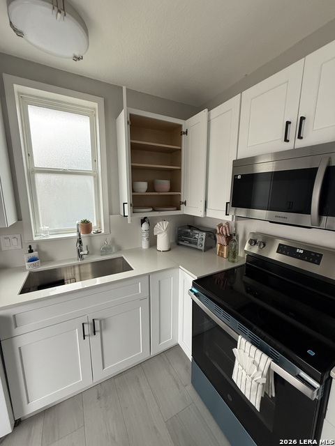 Image 7 of 13 For 2819 Pine  