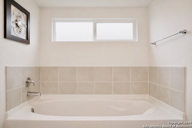 Image 21 of 27 For 7427 Equinox Corner