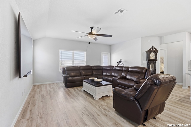 Image 12 of 29 For 5911 Akin Stroll