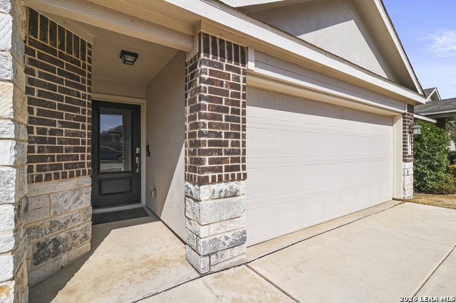 Image 3 of 29 For 5911 Akin Stroll