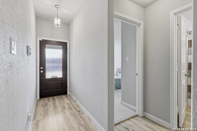 Image 4 of 29 For 5911 Akin Stroll