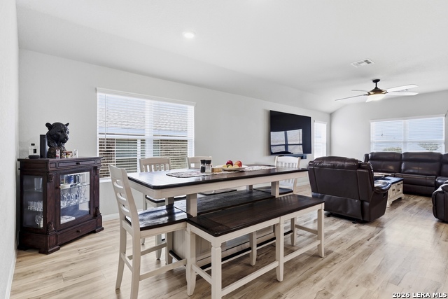 Image 9 of 29 For 5911 Akin Stroll