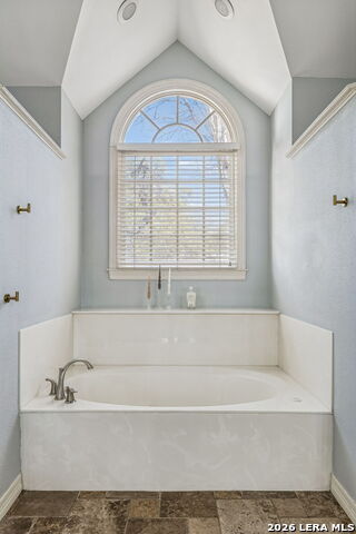 Image 26 of 45 For 17343 Fountain Mist