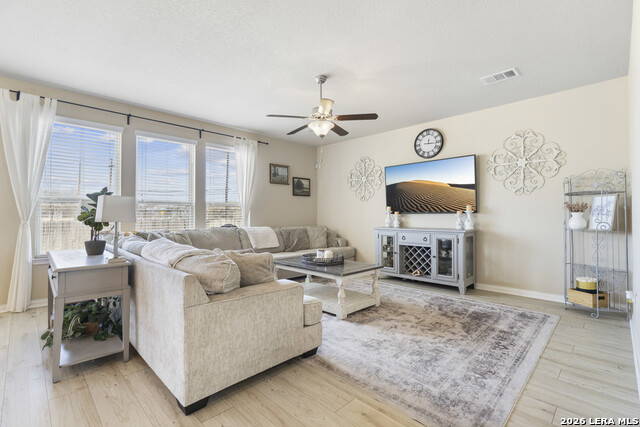 Image 16 of 36 For 7818 Dutchess Turn