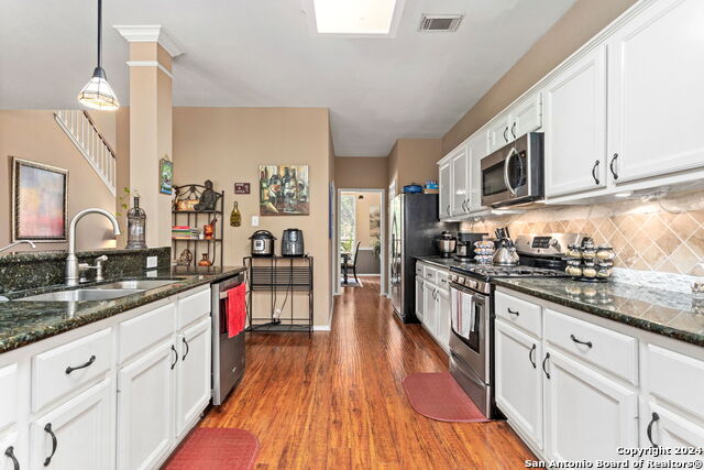 Listing photo id 9 for 8807 Brae Ridge